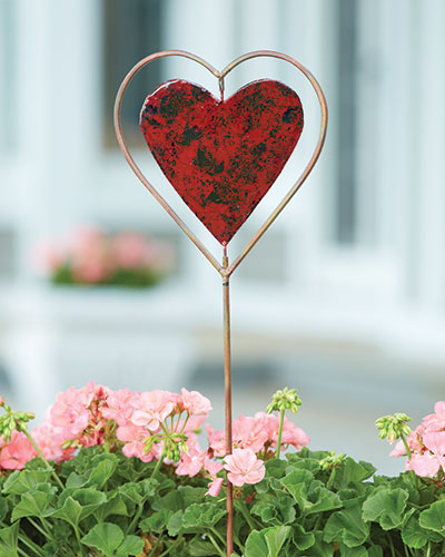 Red Heart Disc Garden Stake